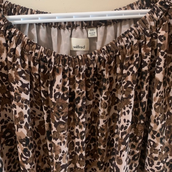 Aritzia / Wilfred XXS off shoulder long sleeve leopard print dress. Fits big. - Picture 2 of 3